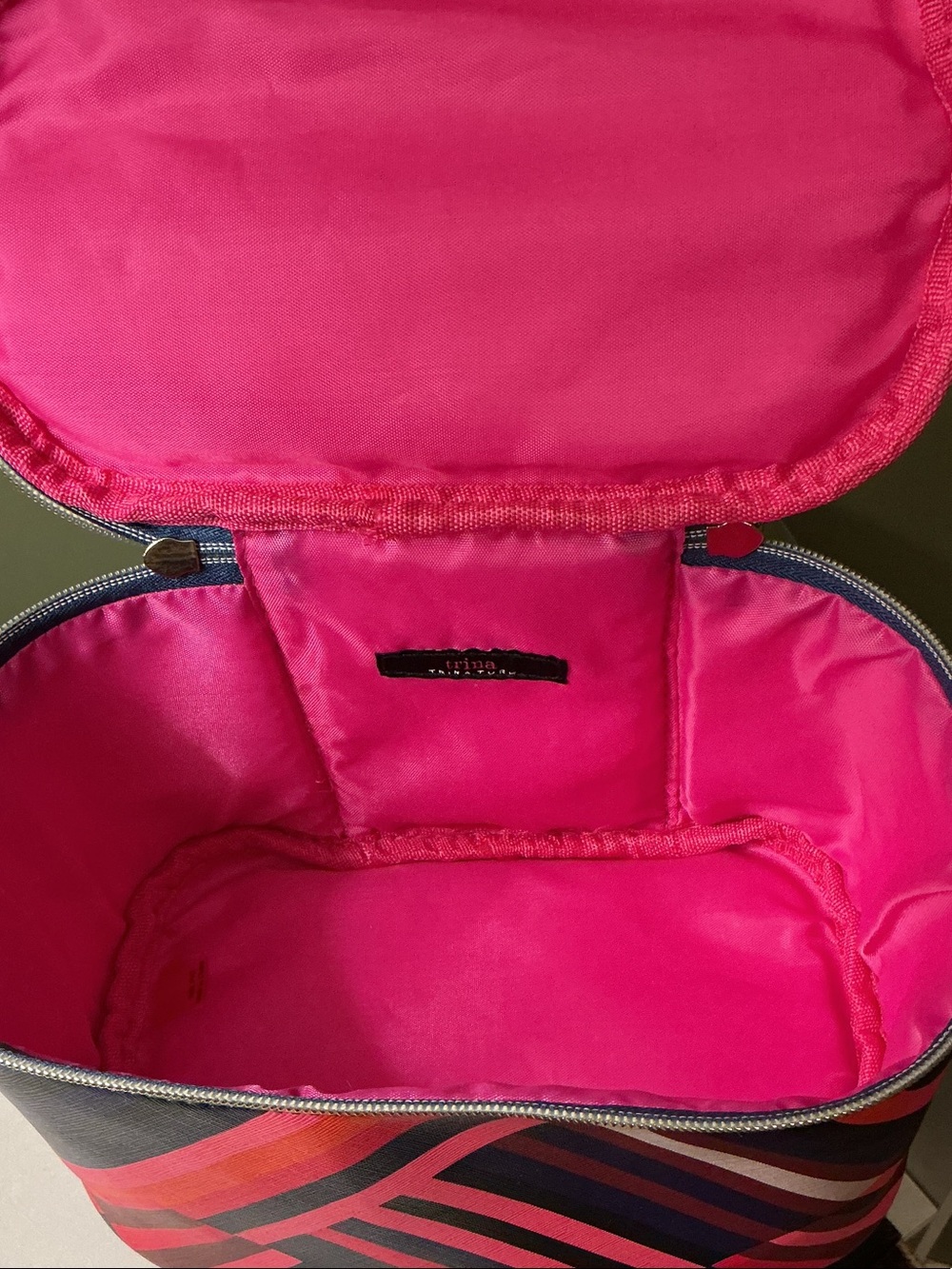 Trina Turk NWT Multicolor Striped Cosmetic Case Bag Pink Navy Coral Black White - Picture 9 of 9